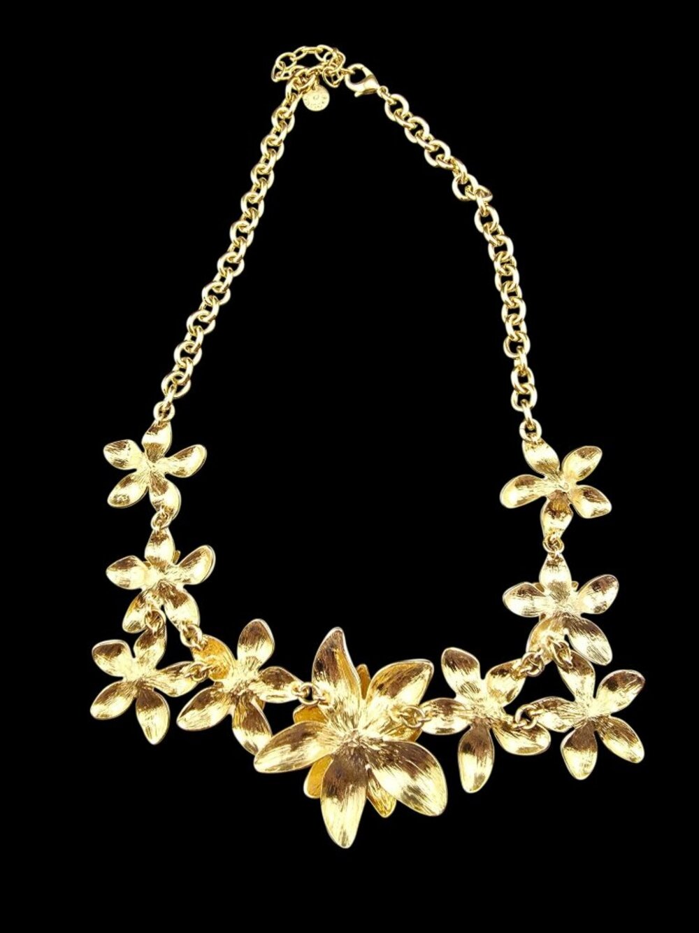 Talbots White Floral Necklace With Gold Chain & Adjustable Clasp Spring Fairy - Picture 7 of 8